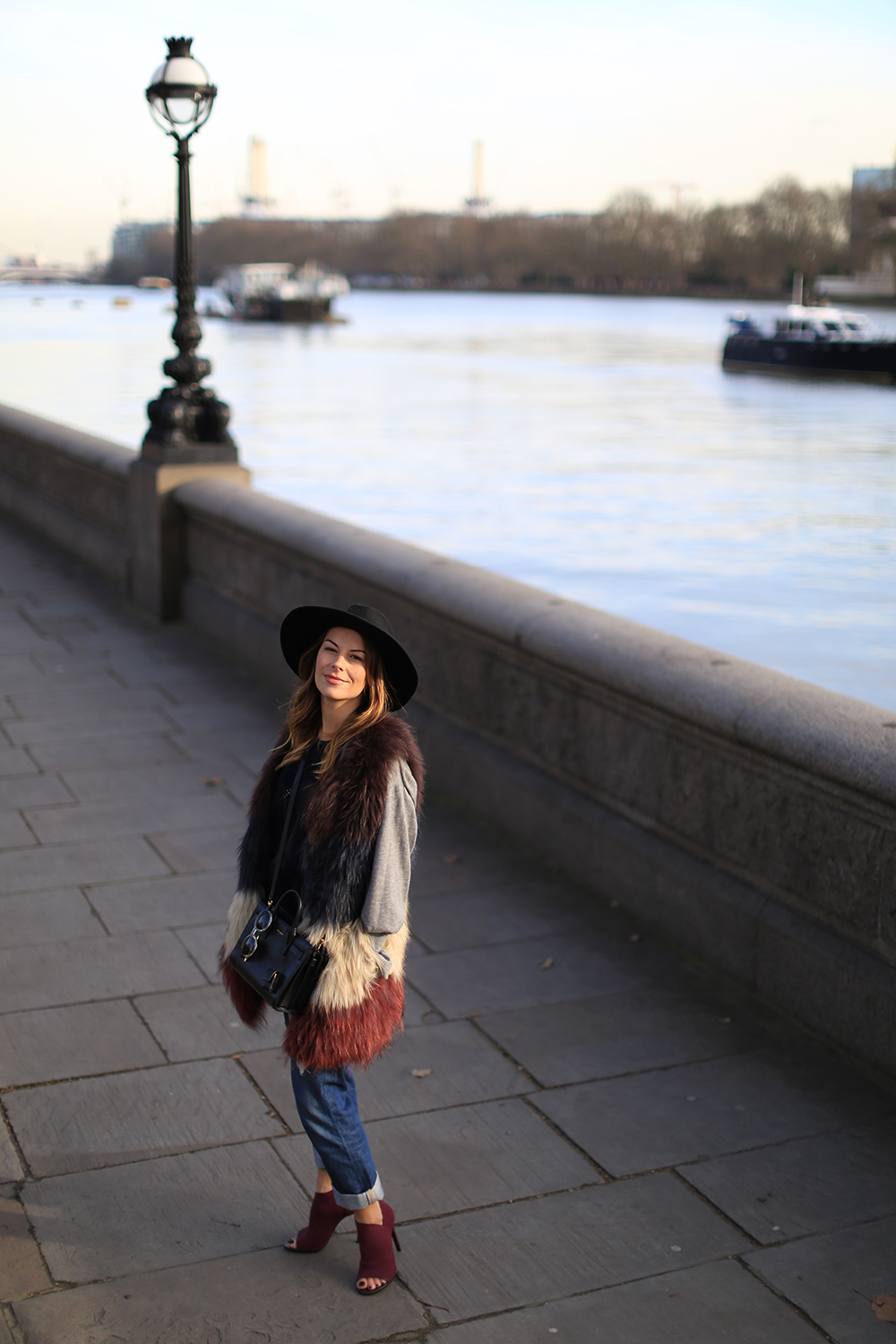 Layered Ombre look beside the Thames